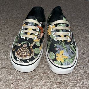 Vans x Disney The Jungle Book Authentic Classic - Women’s 6.5/Men’s 5
